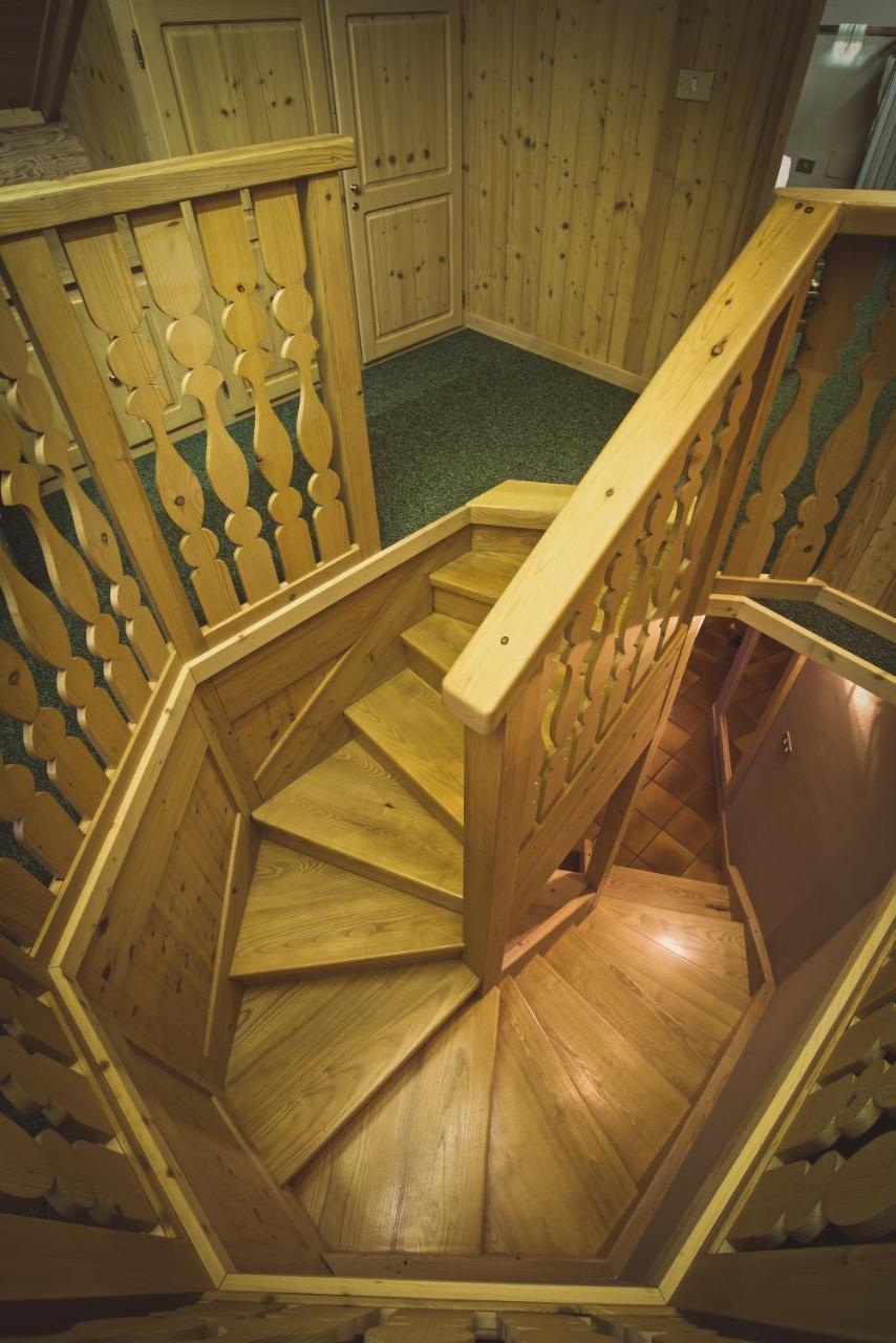 博尔米奥温泉小屋公寓 外观 照片